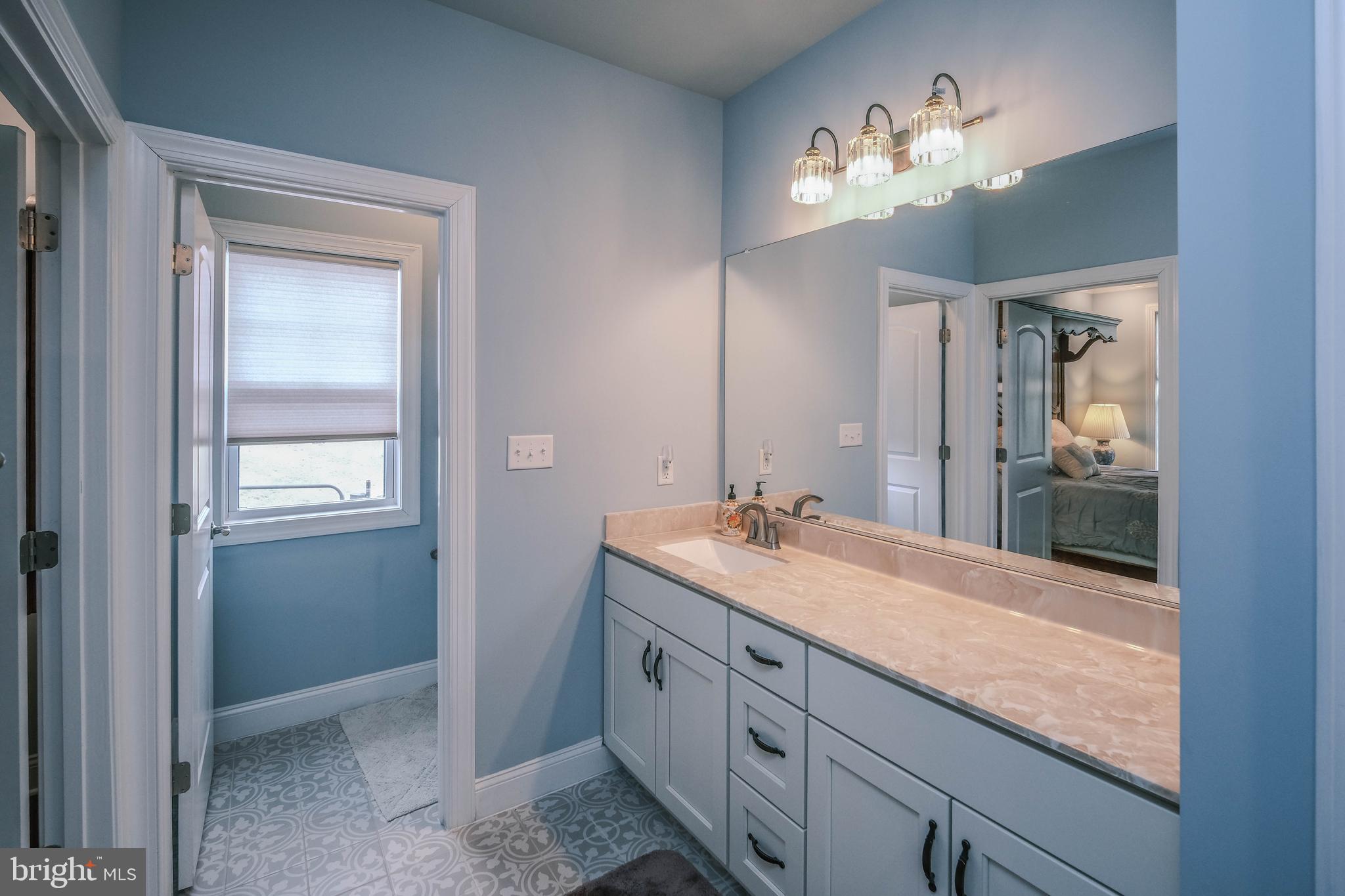 FLINT RIDGE - Residential