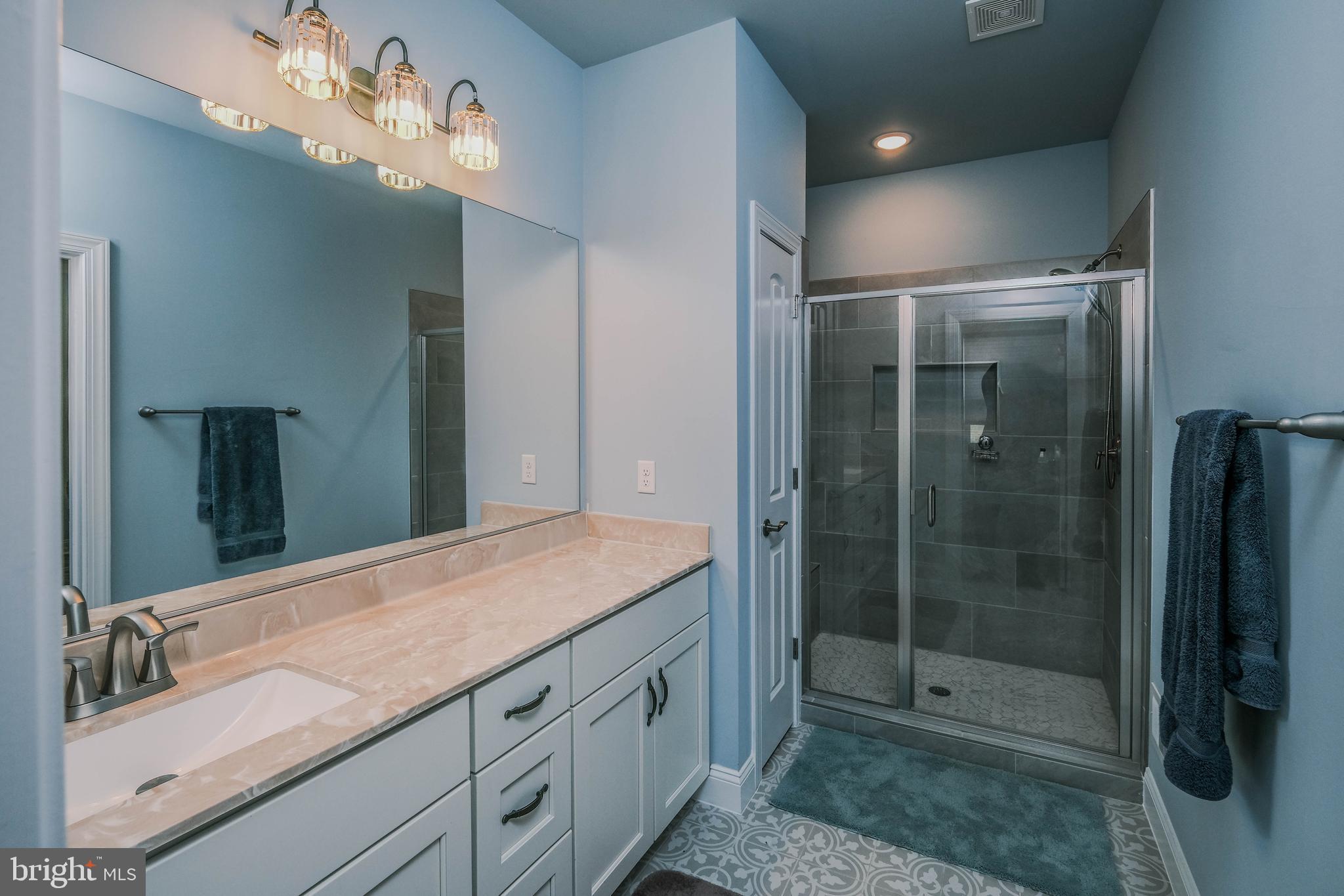 FLINT RIDGE - Residential