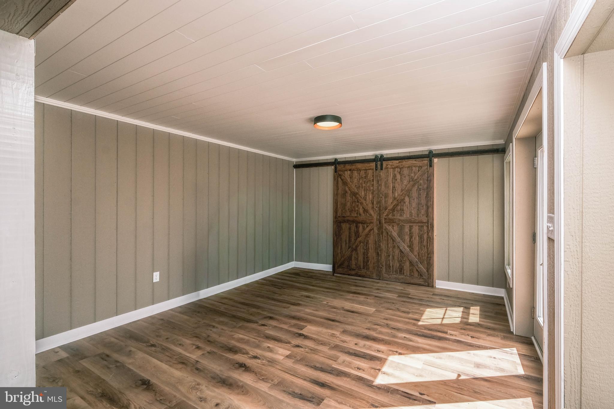 FLINT RIDGE - Residential