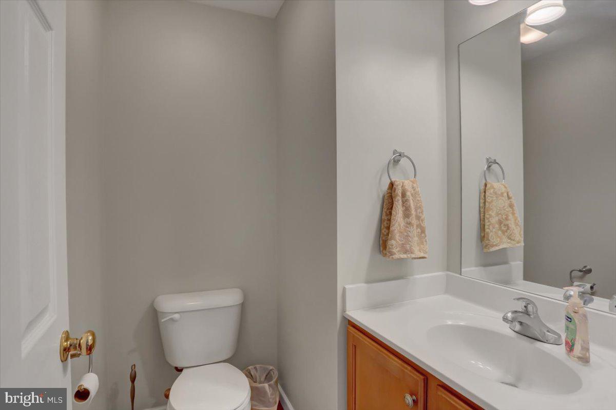 HAMPTON HILLS - Residential