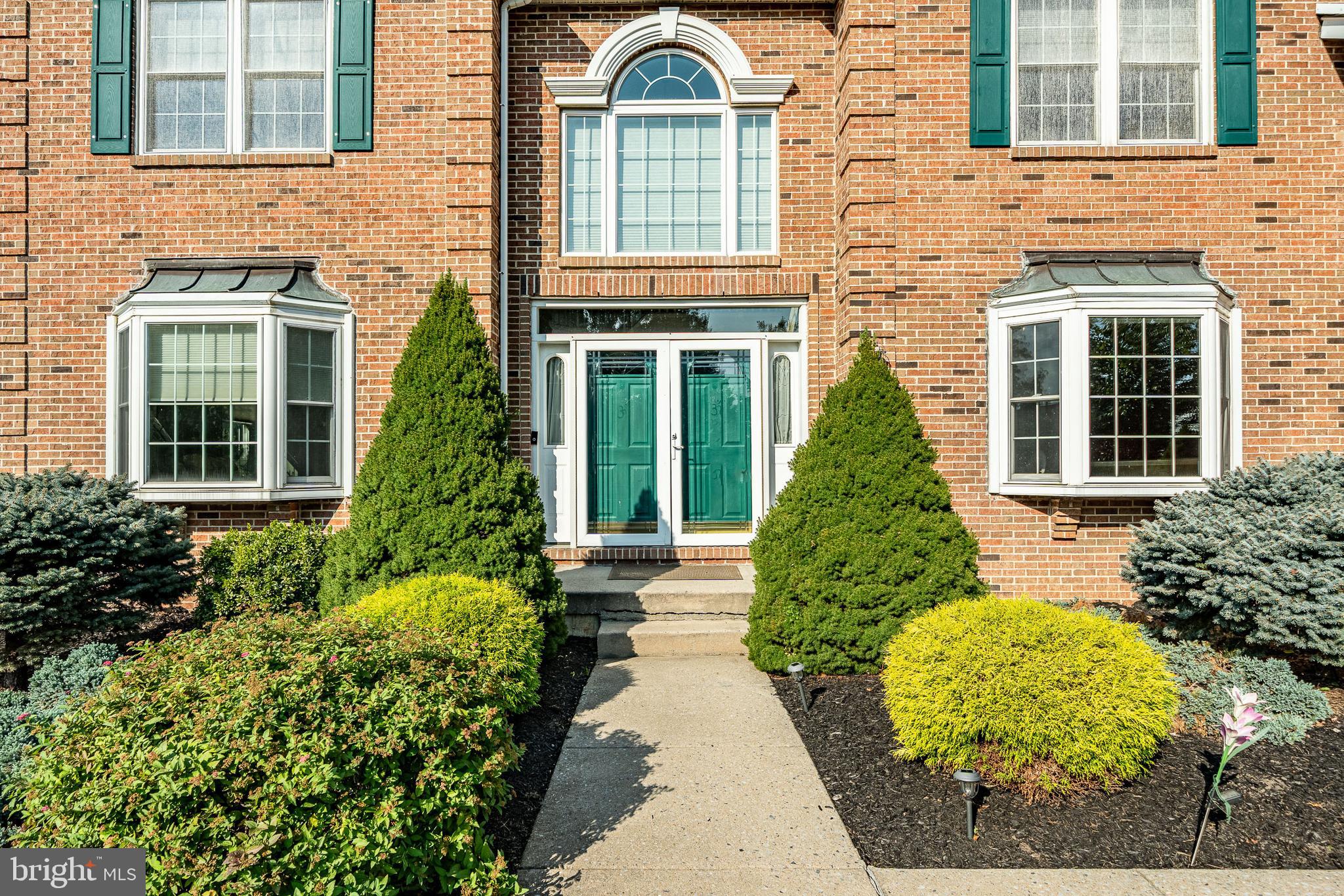 365 VISTA DRIVE
