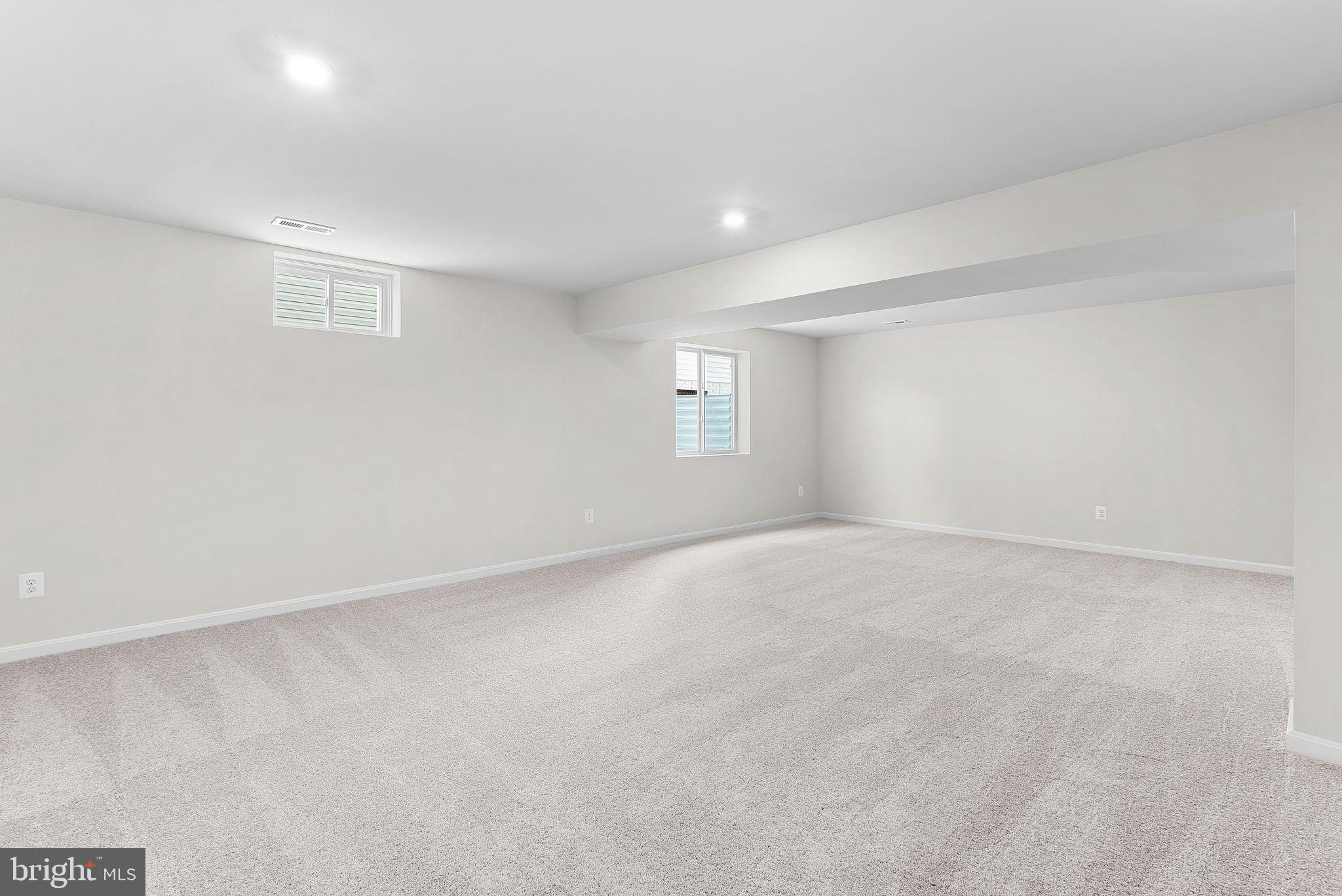 SOUTH BROOK - Residential