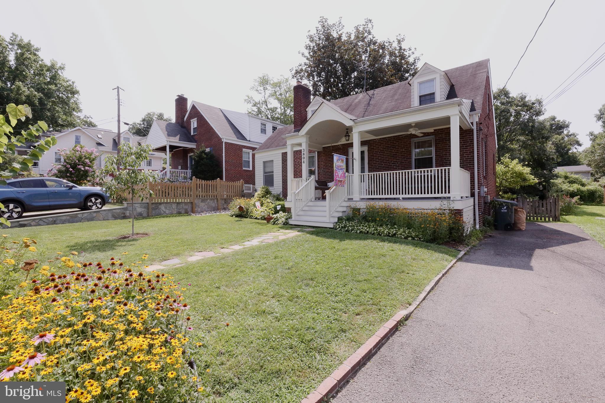 DOUGLAS PARK - Residential