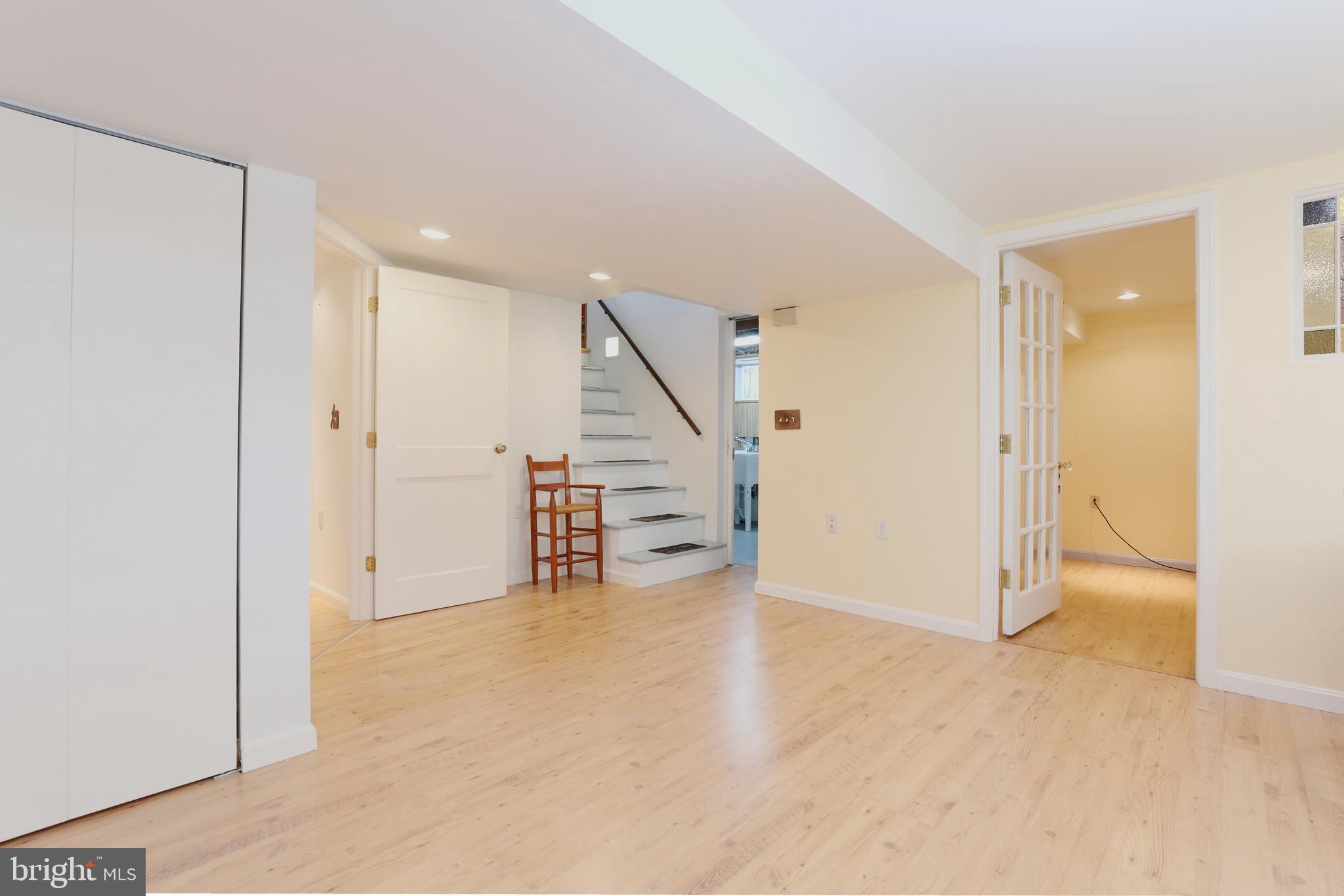 DOUGLAS PARK - Residential