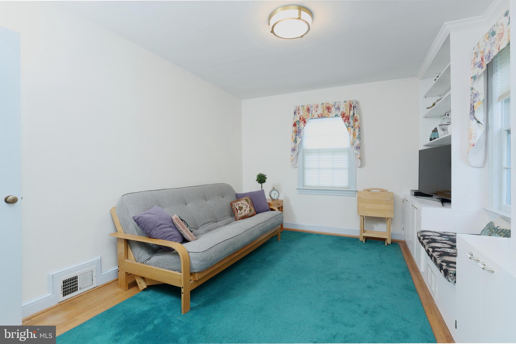 DOUGLAS PARK - Residential