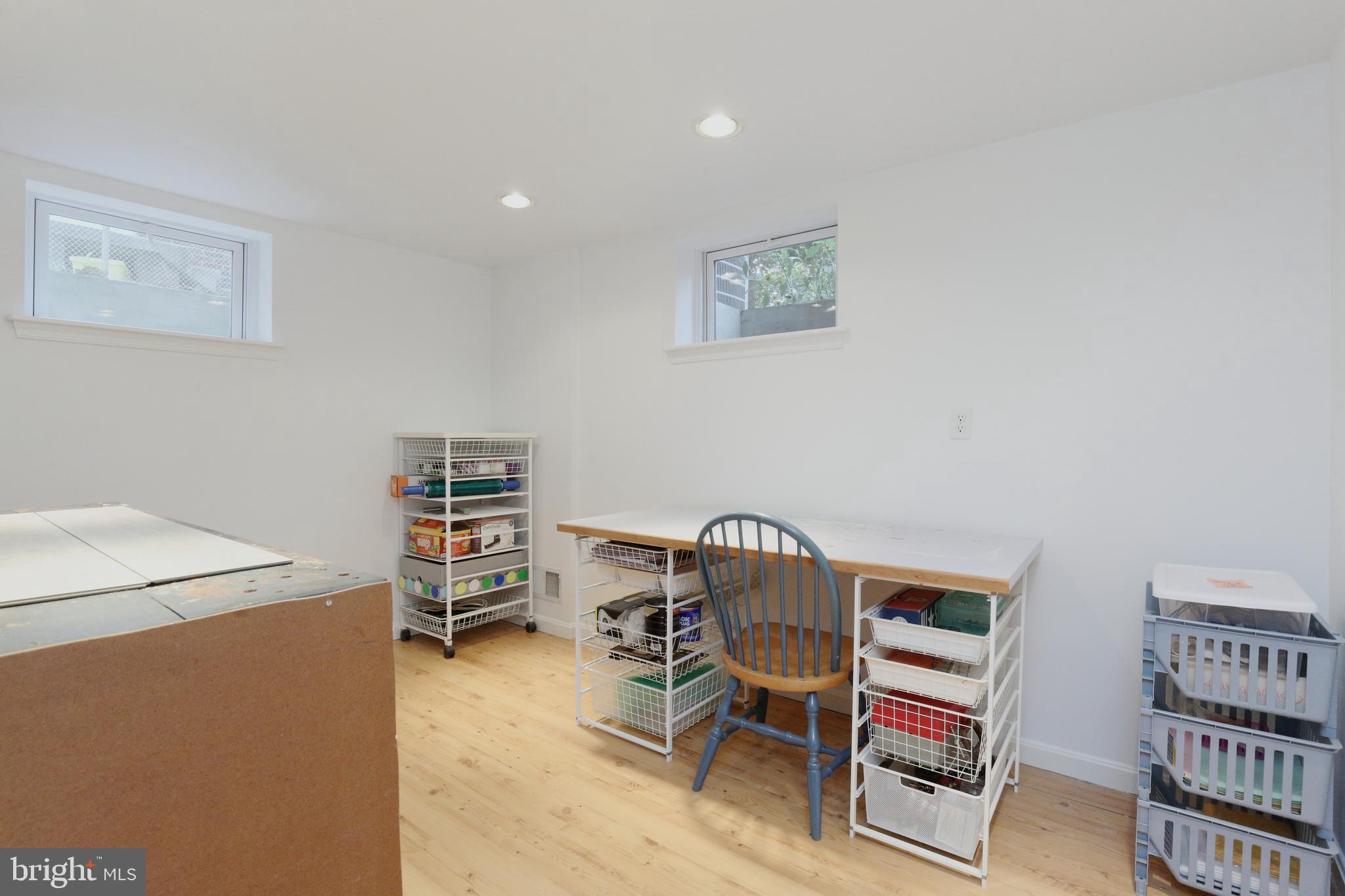 DOUGLAS PARK - Residential