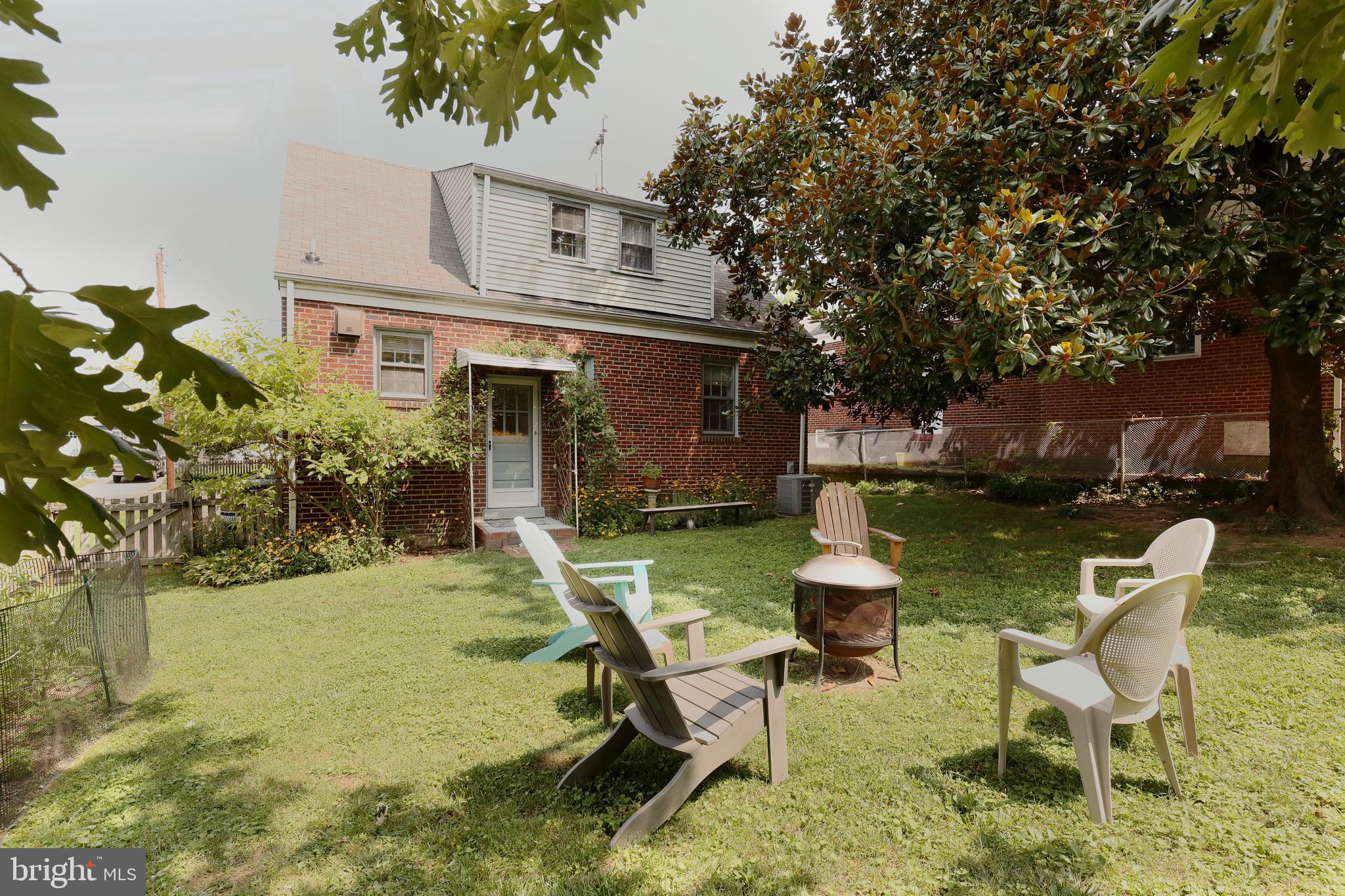 DOUGLAS PARK - Residential