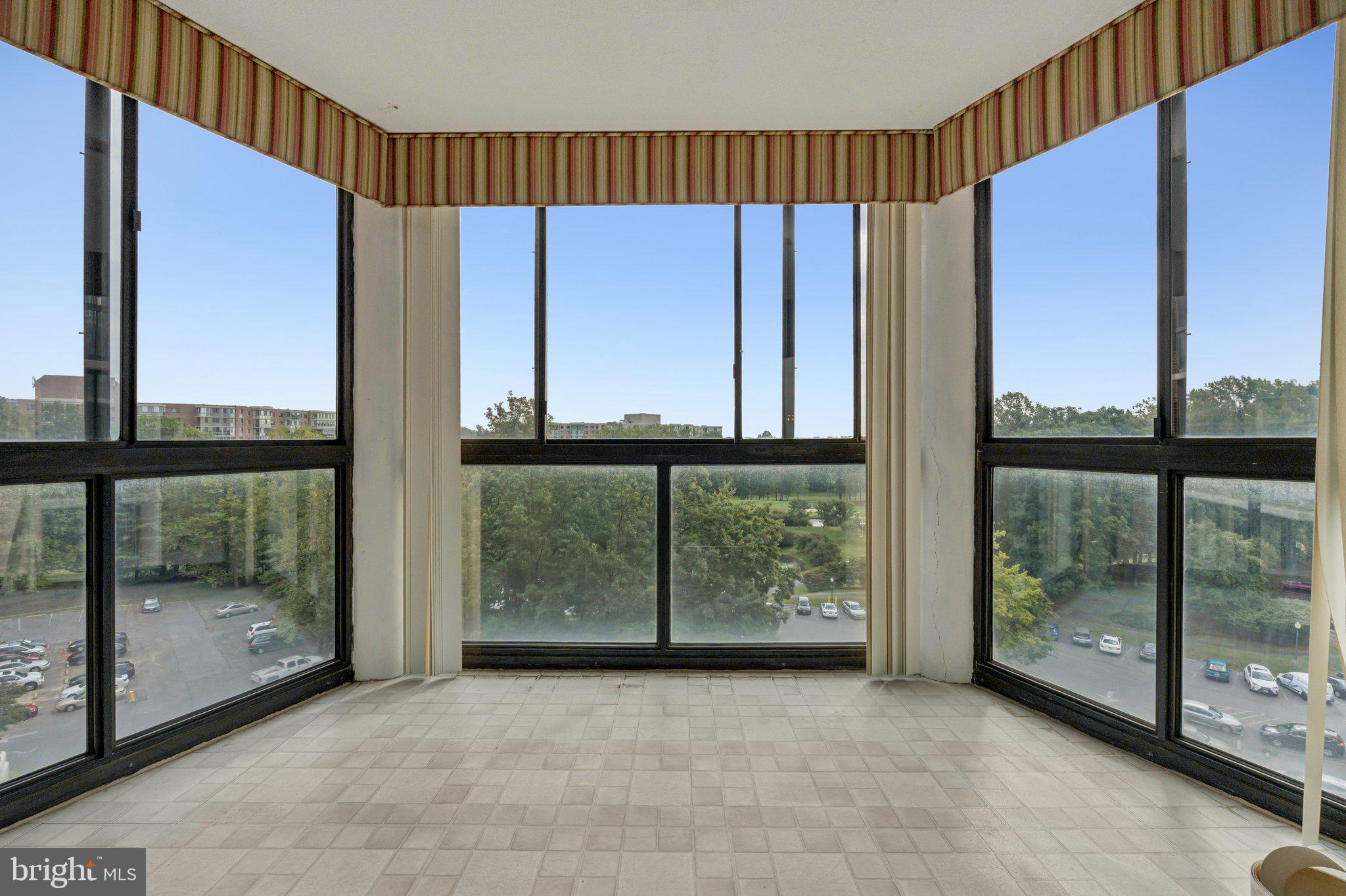 GREENS AT LEISURE WORLD - Residential