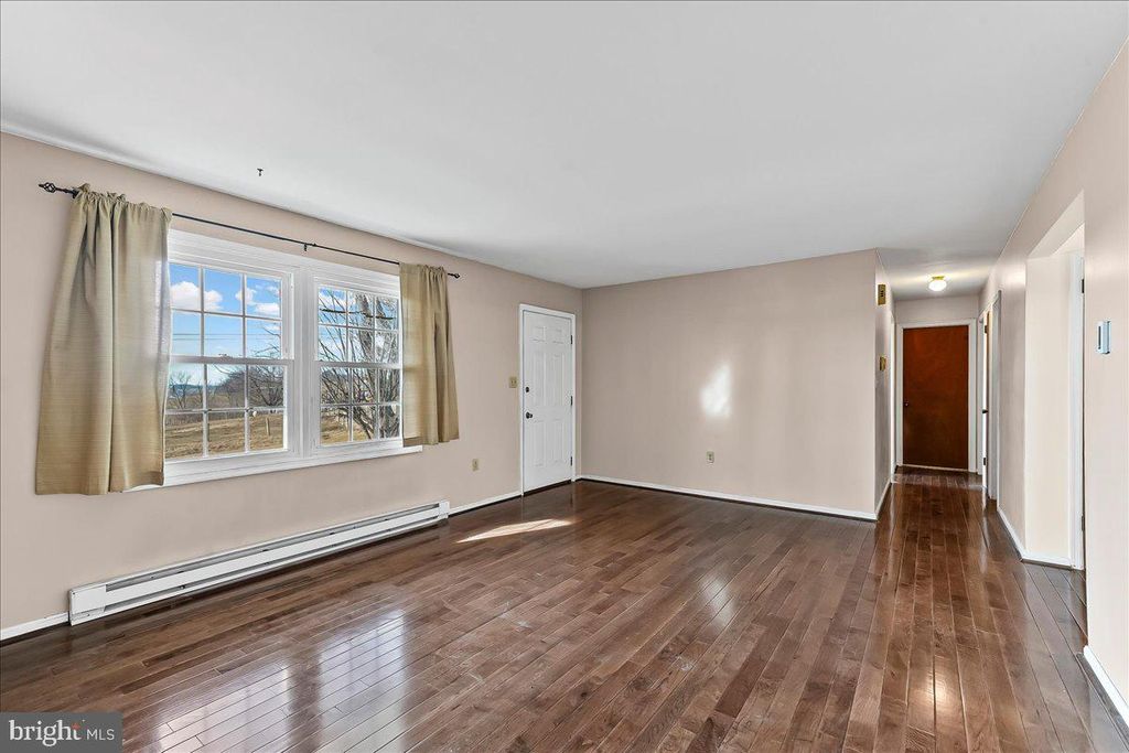 Photo of 6610 White Oak Road, CHRISTIANA, PA 17509 (MLS # PALA2081684)