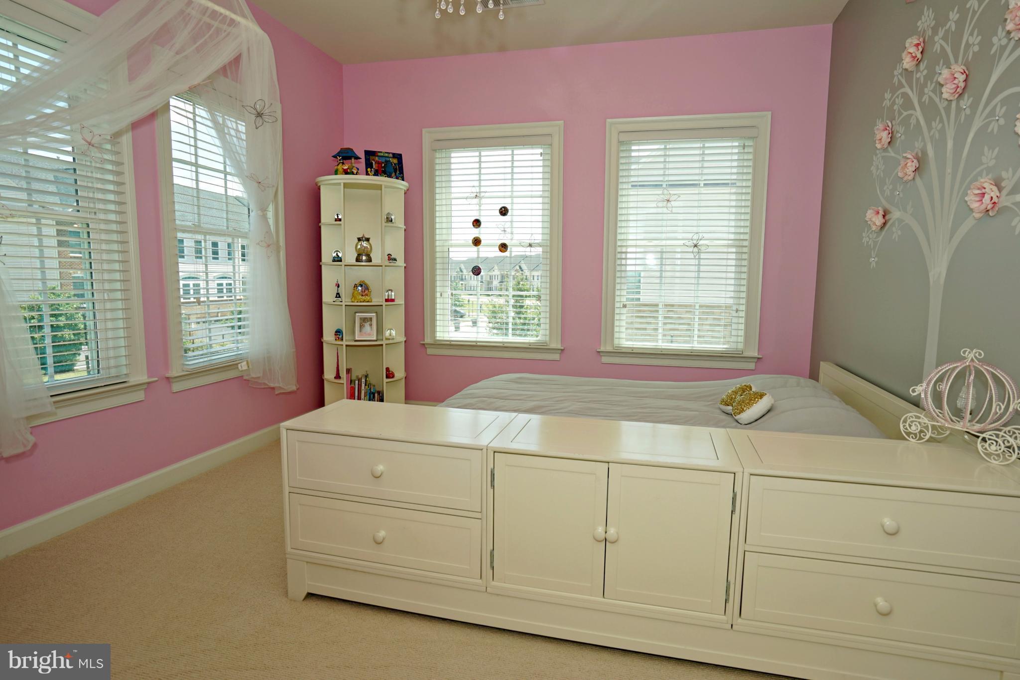 AVONLEA - Residential