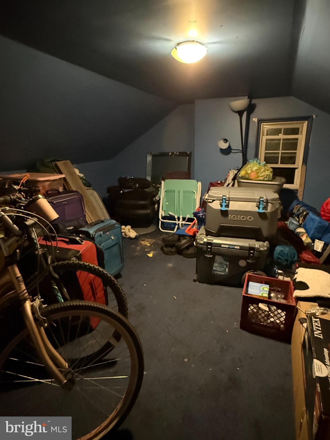 FRACKVILLE - Residential