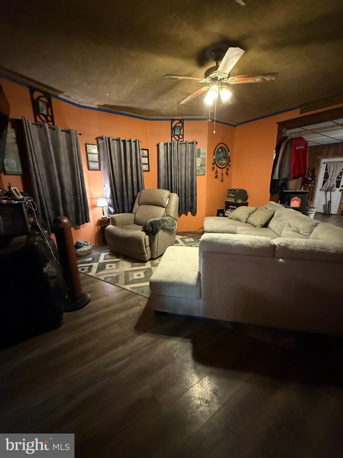 FRACKVILLE - Residential