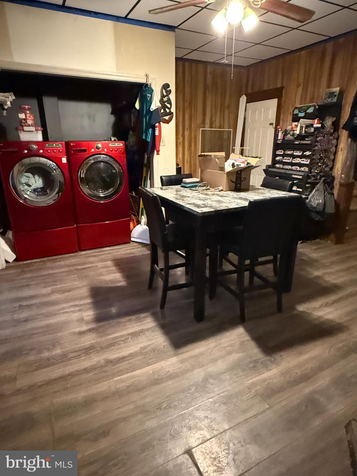 FRACKVILLE - Residential