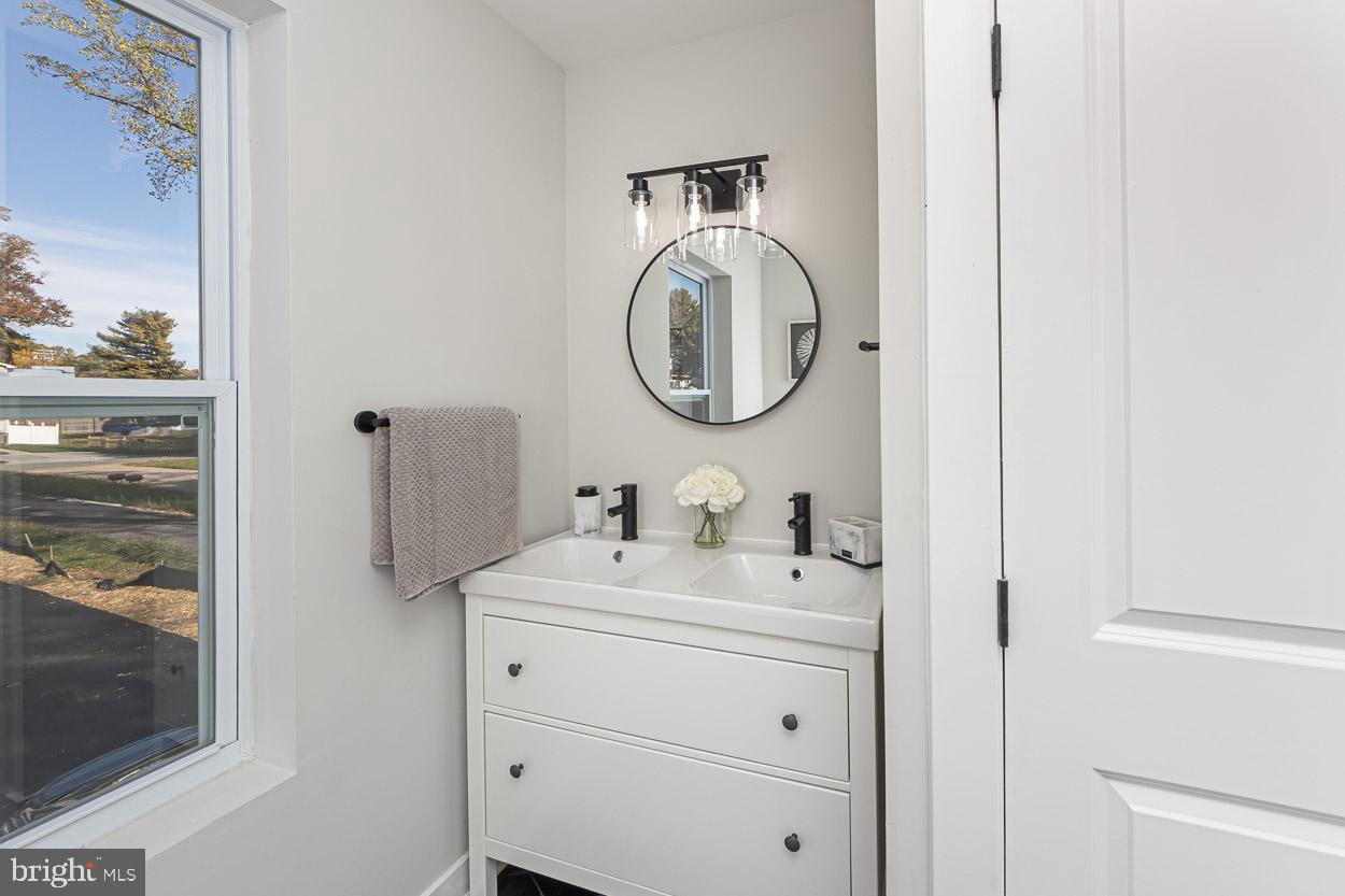 BRIGHTON - Residential