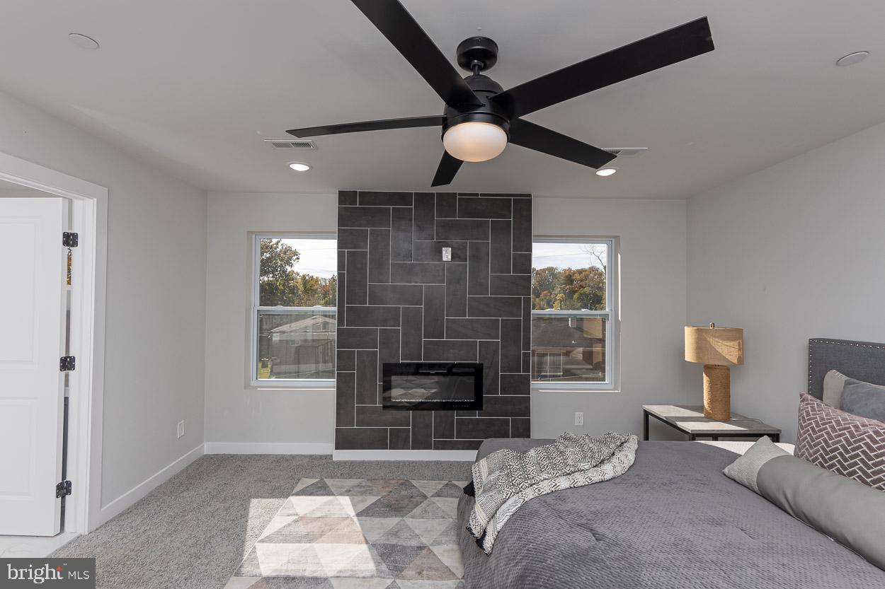 BRIGHTON - Residential