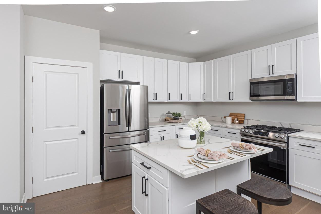 BRIGHTON - Residential