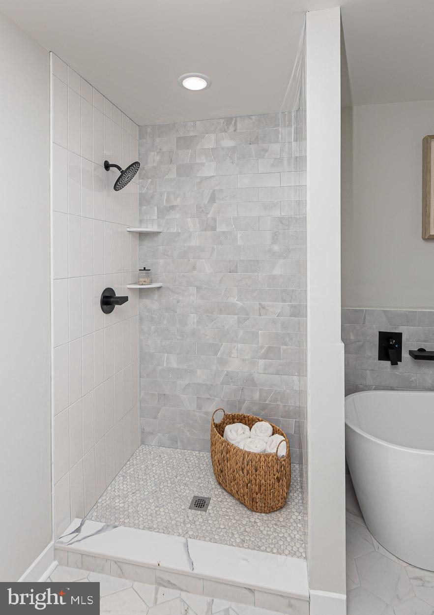 BRIGHTON - Residential