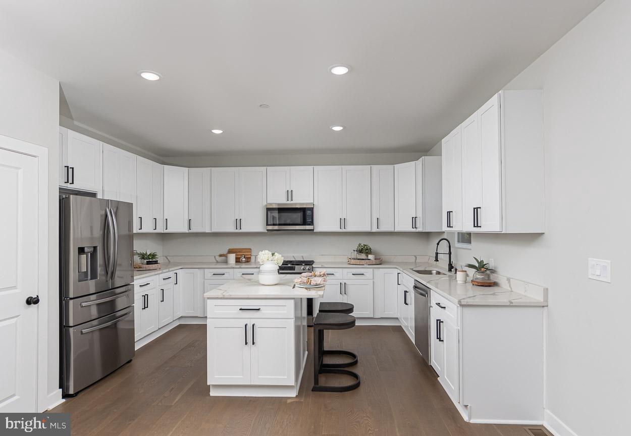 BRIGHTON - Residential