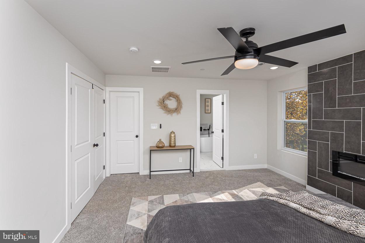 BRIGHTON - Residential