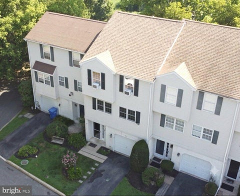 Townhouse For Sale - 7 Old Pennell Road<br/> Delaware County, MEDIA, PA 19063