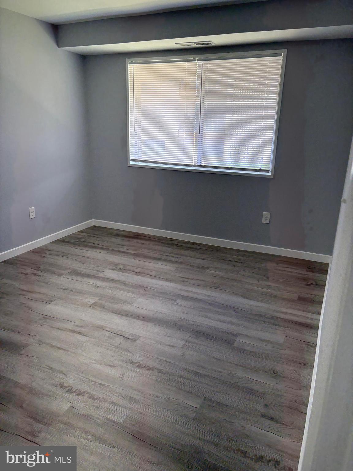 CARROLLAN GARDENS - Residential Lease