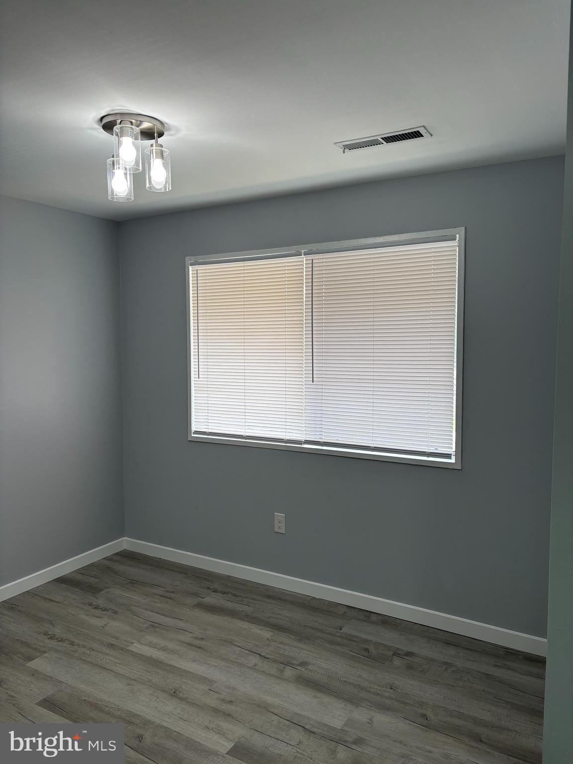 CARROLLAN GARDENS - Residential Lease