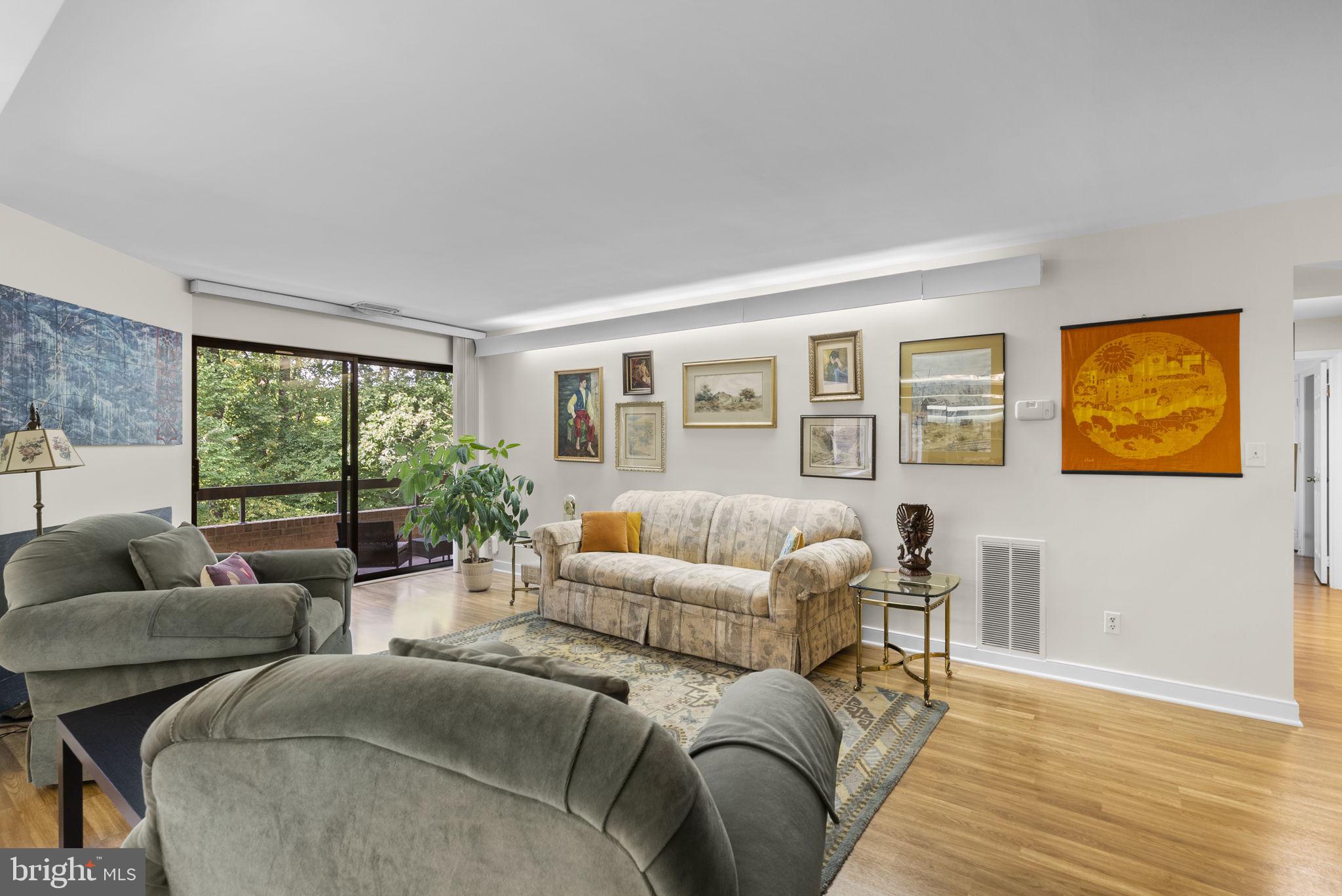 11410 STRAND DRIVE R-207