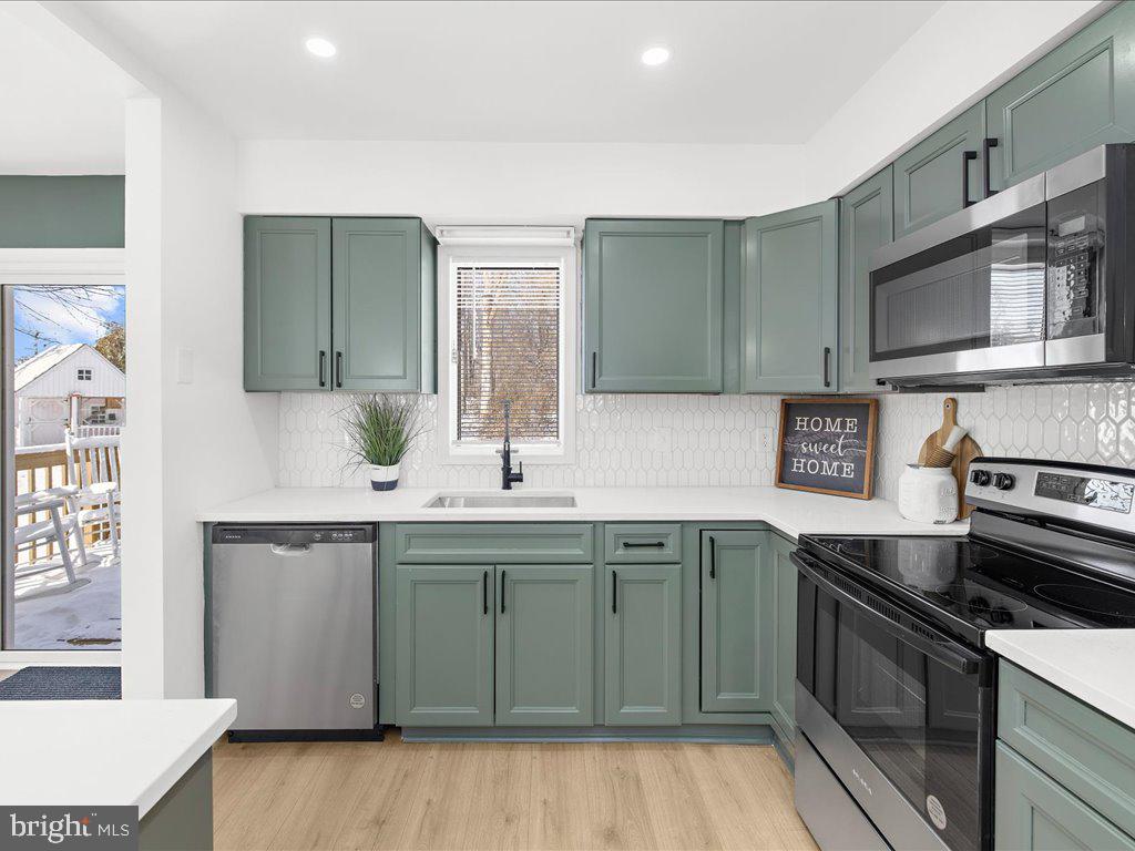 WESTMINSTER HIGHLANDS - Residential