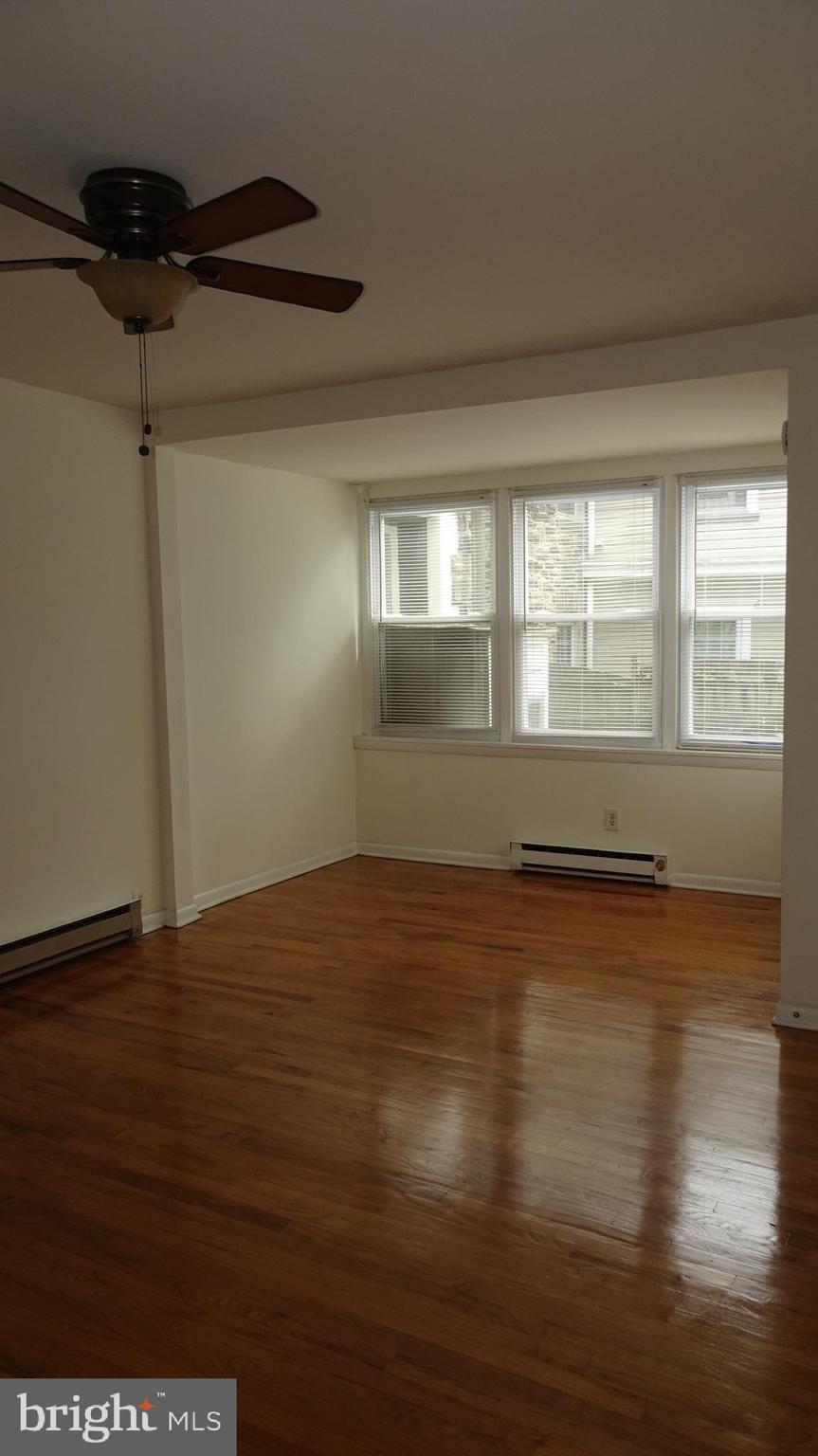 ELKINS PARK - Residential Lease