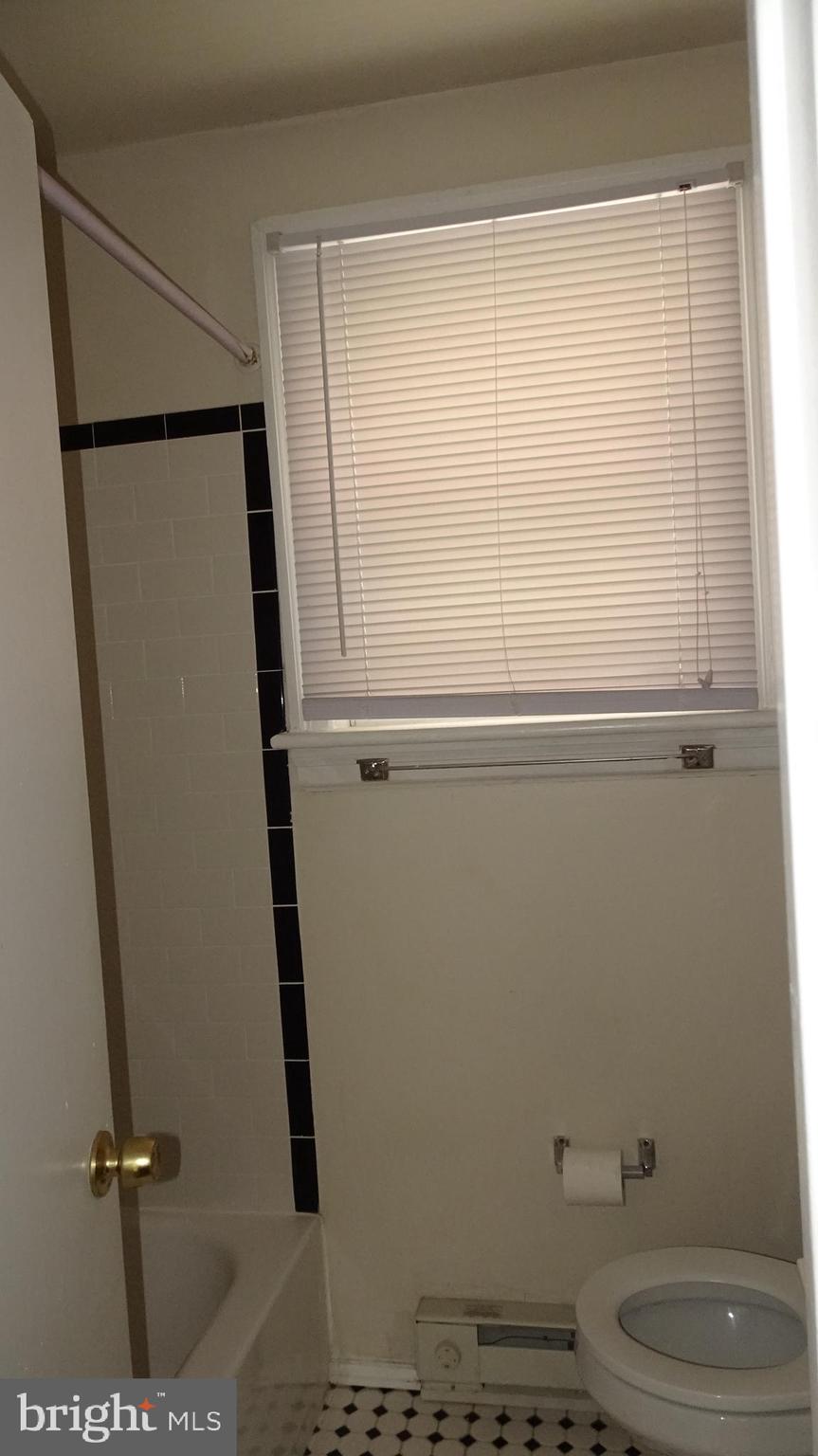 ELKINS PARK - Residential Lease