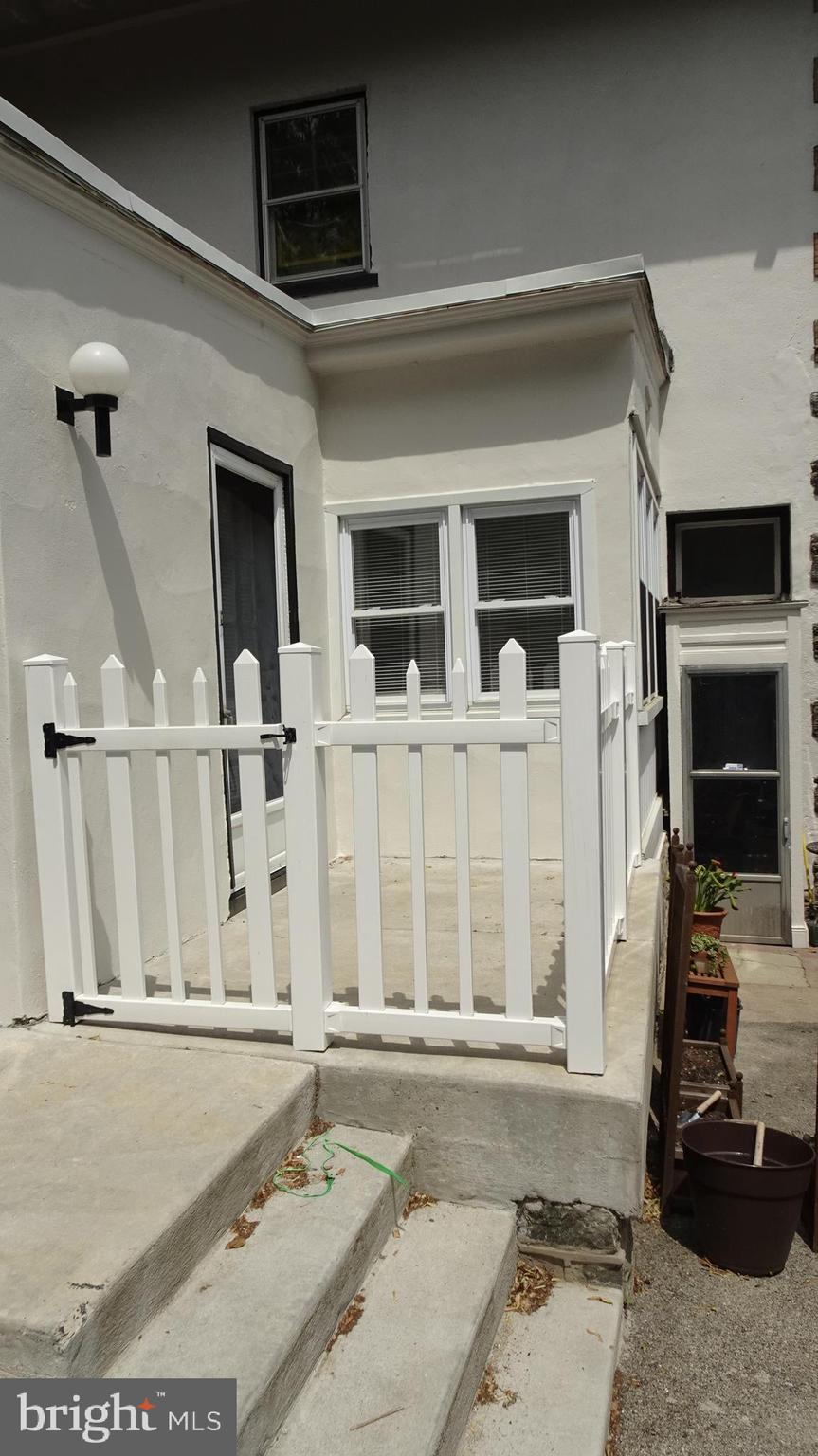 ELKINS PARK - Residential Lease