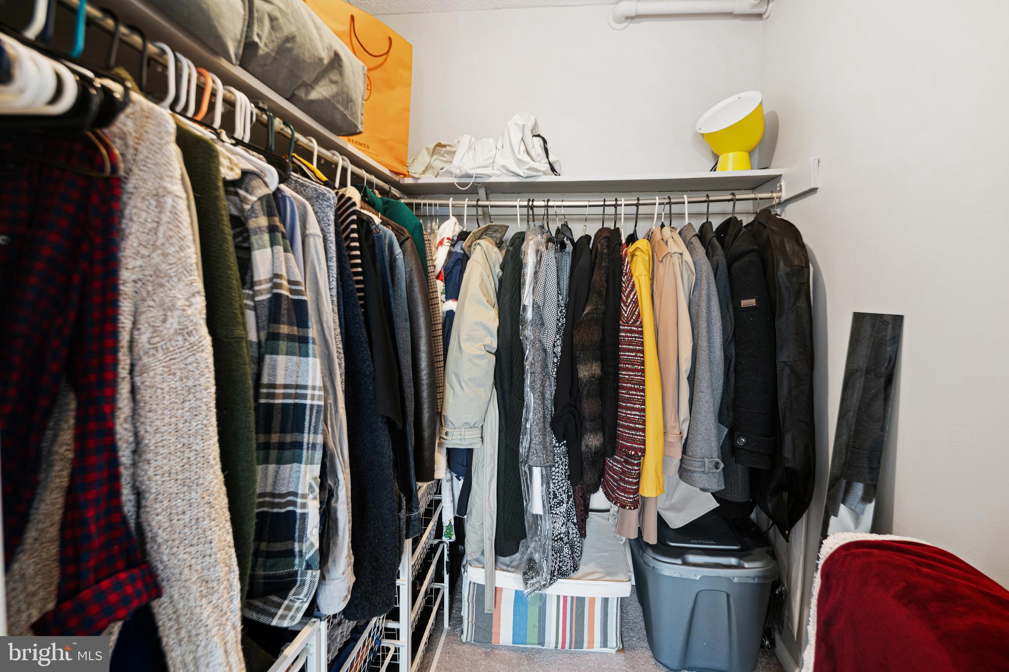 ART MUSEUM AREA - Residential Lease