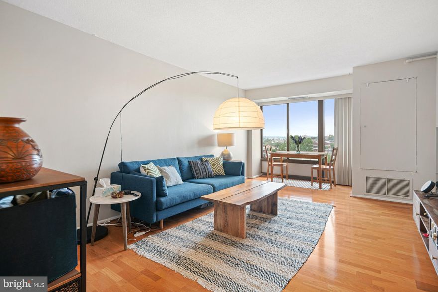 Live in the heart of the city in this updated 1 bed, 1 bath condo at Cityview North Tower — complete with GARAGE PARKING! Features include a modern kitchen with stainless steel appliances, spacious living area with skyline views, a large bedroom with fresh carpet and walk-in closet, and a bright bathroom with granite vanity. Enjoy top-notch amenities: fitness center, pool, courtyard, library, and 24/7 security. Steps from Whole Foods, Target, the Art Museum, Kelly Drive, and Fairmount’s best spots.

Don’t miss out—schedule your tour today and make this stunning unit your next home!