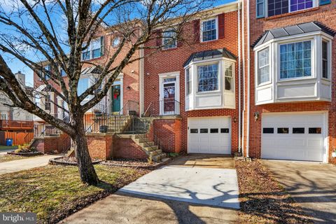 Property photo of 14611 Winterfield Drive, Centreville, VA 20120