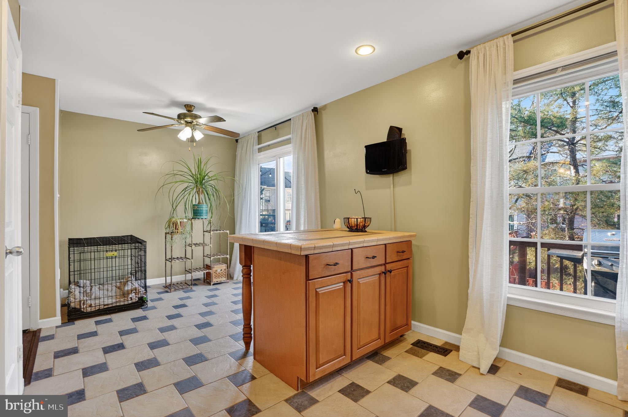 SULLY STATION - Residential