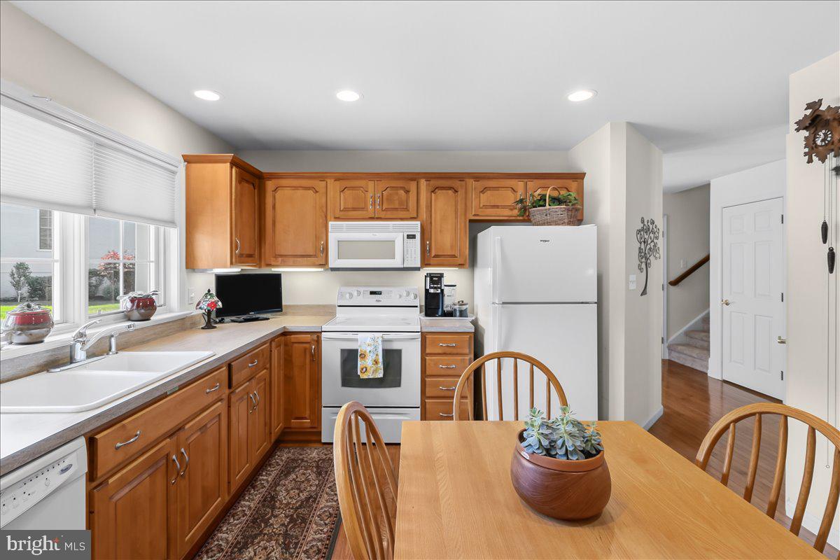 13 PARKSIDE DRIVE