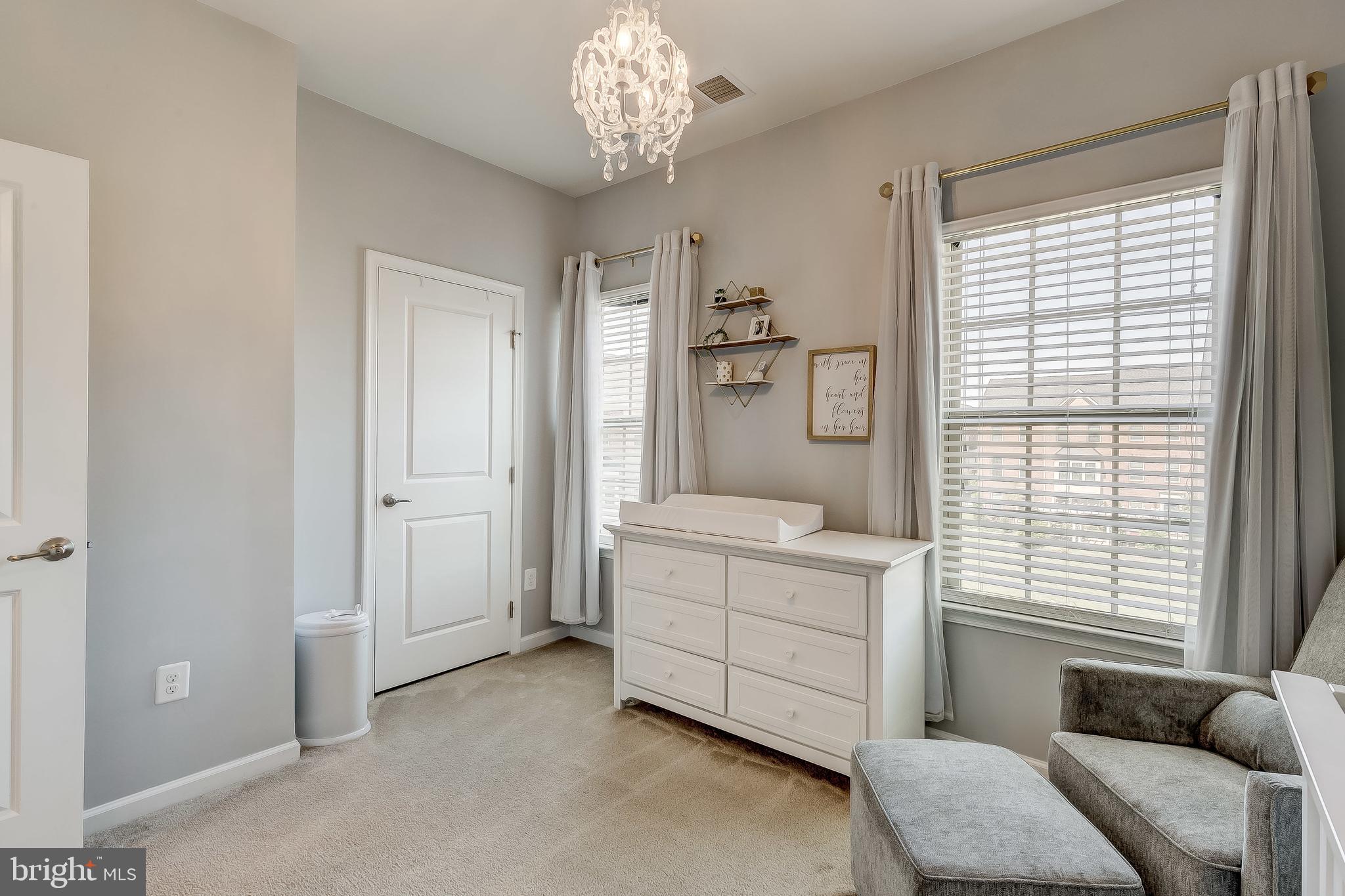 O'DONNELL SQUARE - Residential