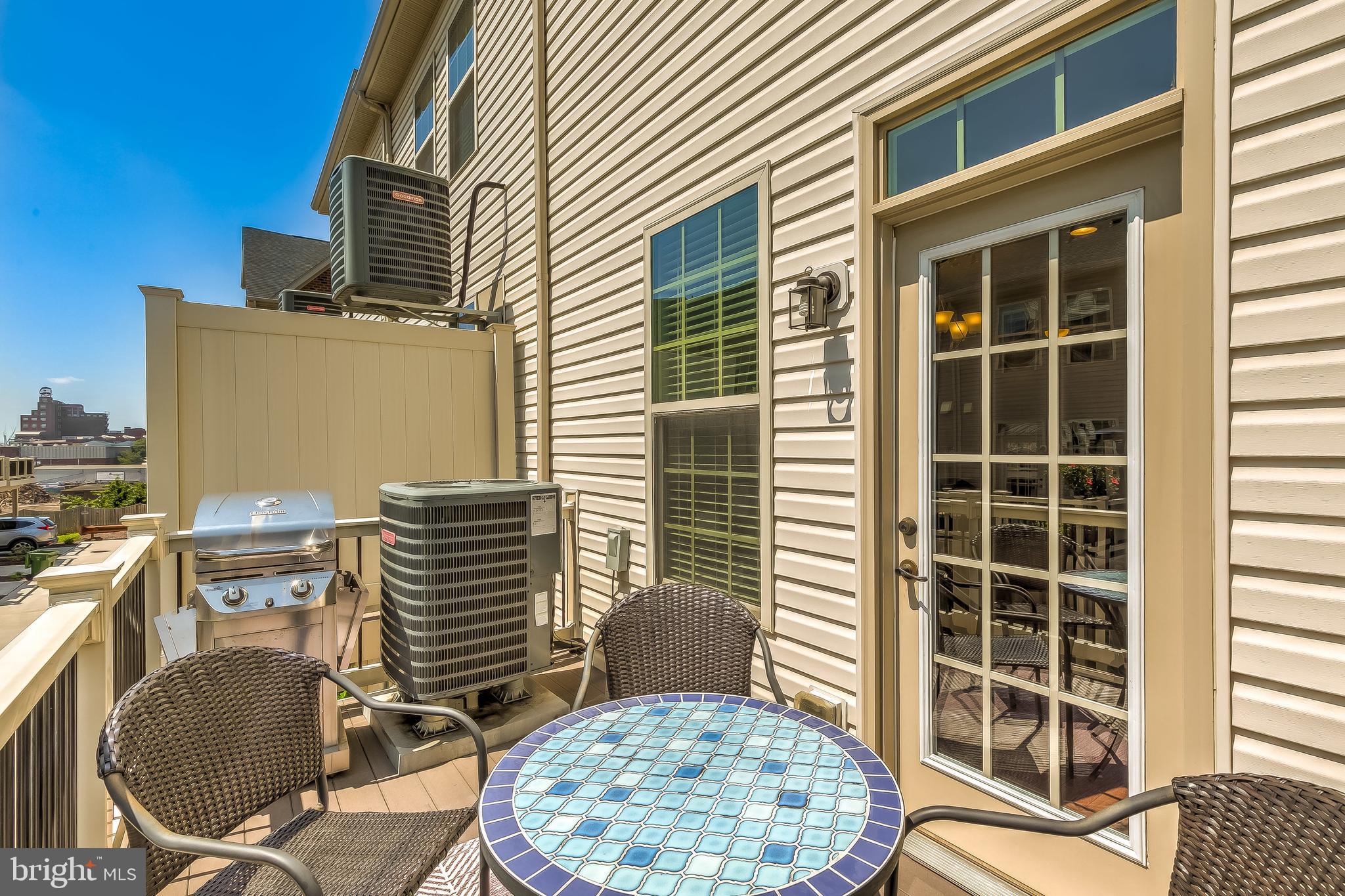 O'DONNELL SQUARE - Residential