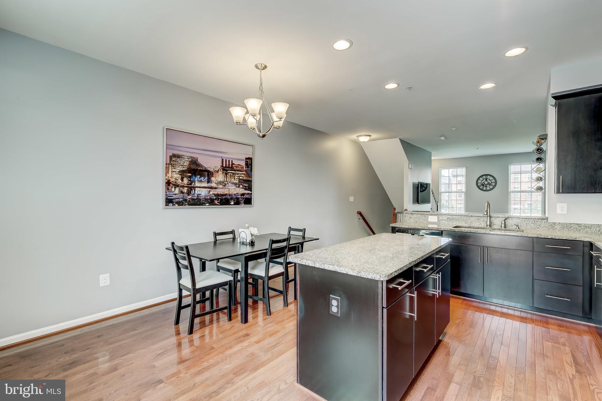 O'DONNELL SQUARE - Residential