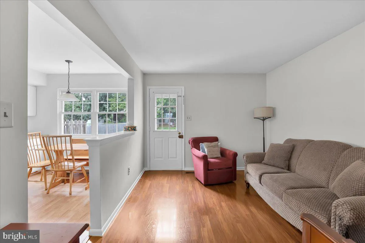 Horsham, Pennsylvania 19044, United States, 3 Bedrooms Bedrooms, ,2 BathroomsBathrooms,Residential,Pending,149113