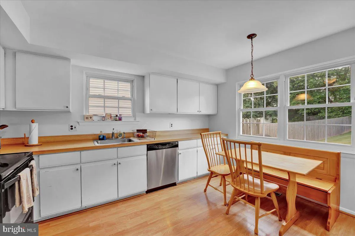 Horsham, Pennsylvania 19044, United States, 3 Bedrooms Bedrooms, ,2 BathroomsBathrooms,Residential,Pending,149113