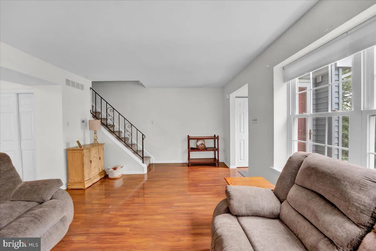 Horsham, Pennsylvania 19044, United States, 3 Bedrooms Bedrooms, ,2 BathroomsBathrooms,Residential,Pending,149113