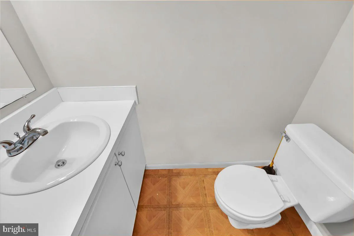 Horsham, Pennsylvania 19044, United States, 3 Bedrooms Bedrooms, ,2 BathroomsBathrooms,Residential,Pending,149113