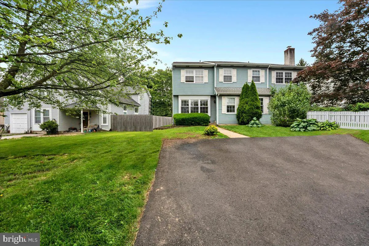 Horsham, Pennsylvania 19044, United States, 3 Bedrooms Bedrooms, ,2 BathroomsBathrooms,Residential,Pending,149113