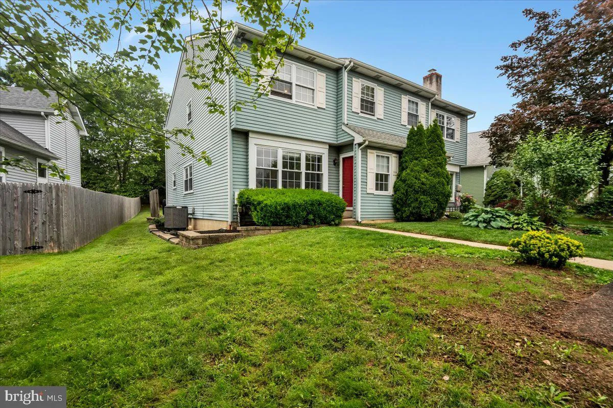 Horsham, Pennsylvania 19044, United States, 3 Bedrooms Bedrooms, ,2 BathroomsBathrooms,Residential,Pending,149113