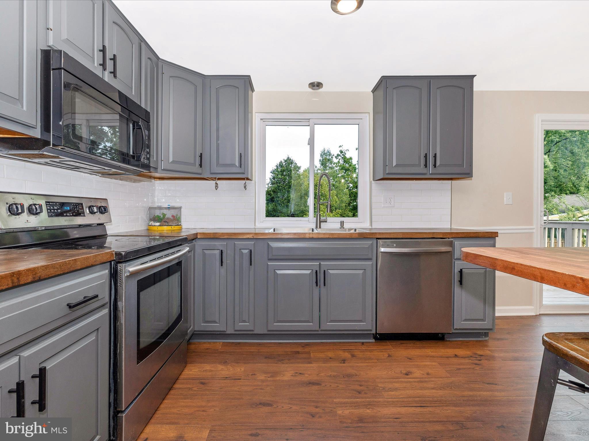 WINDY HILLS - Residential