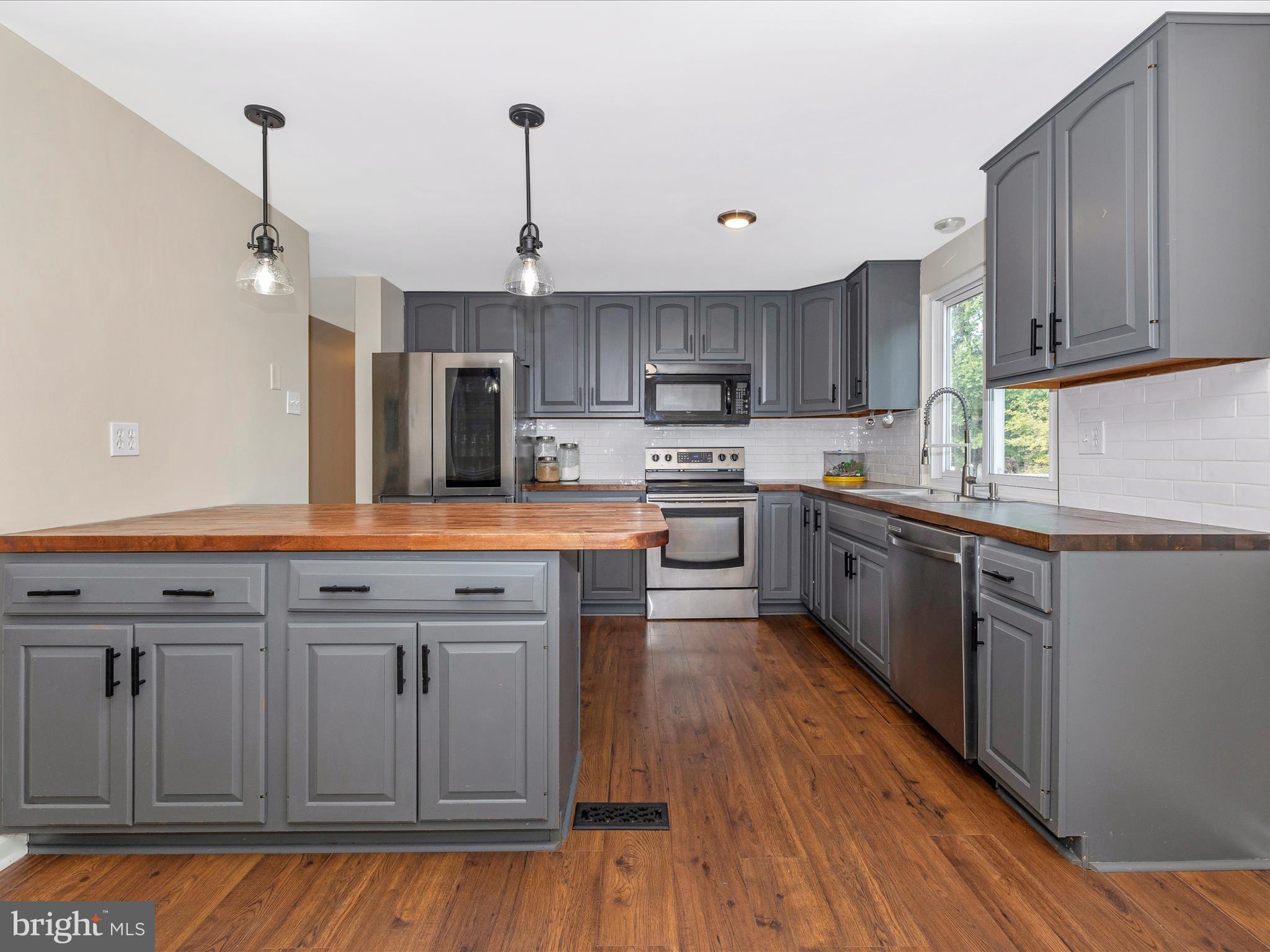 WINDY HILLS - Residential