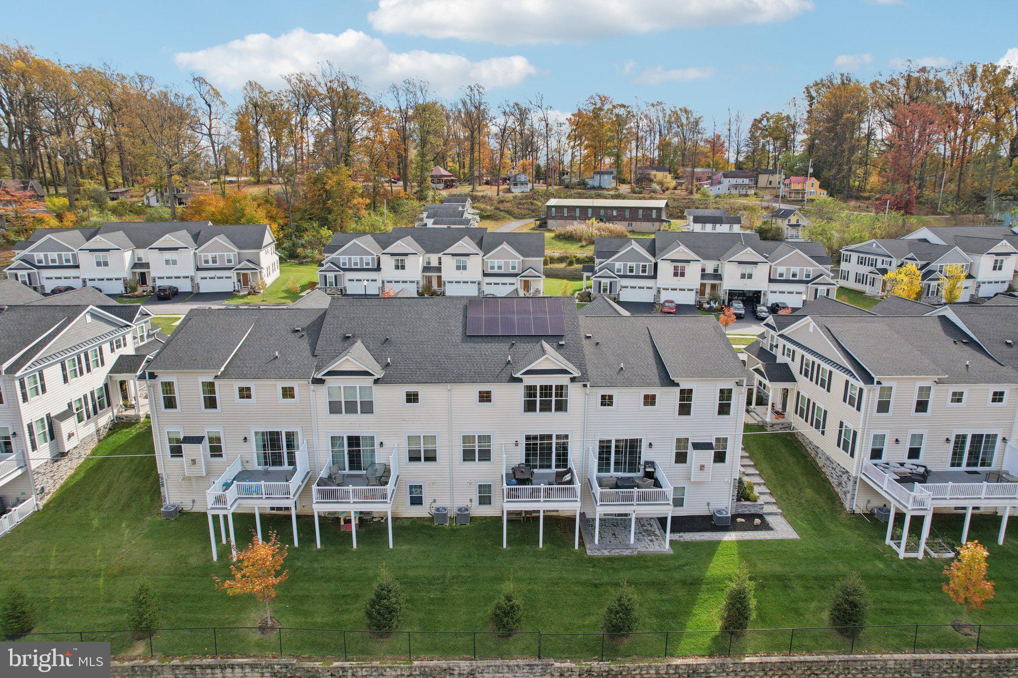 BROOKFIELD - Residential