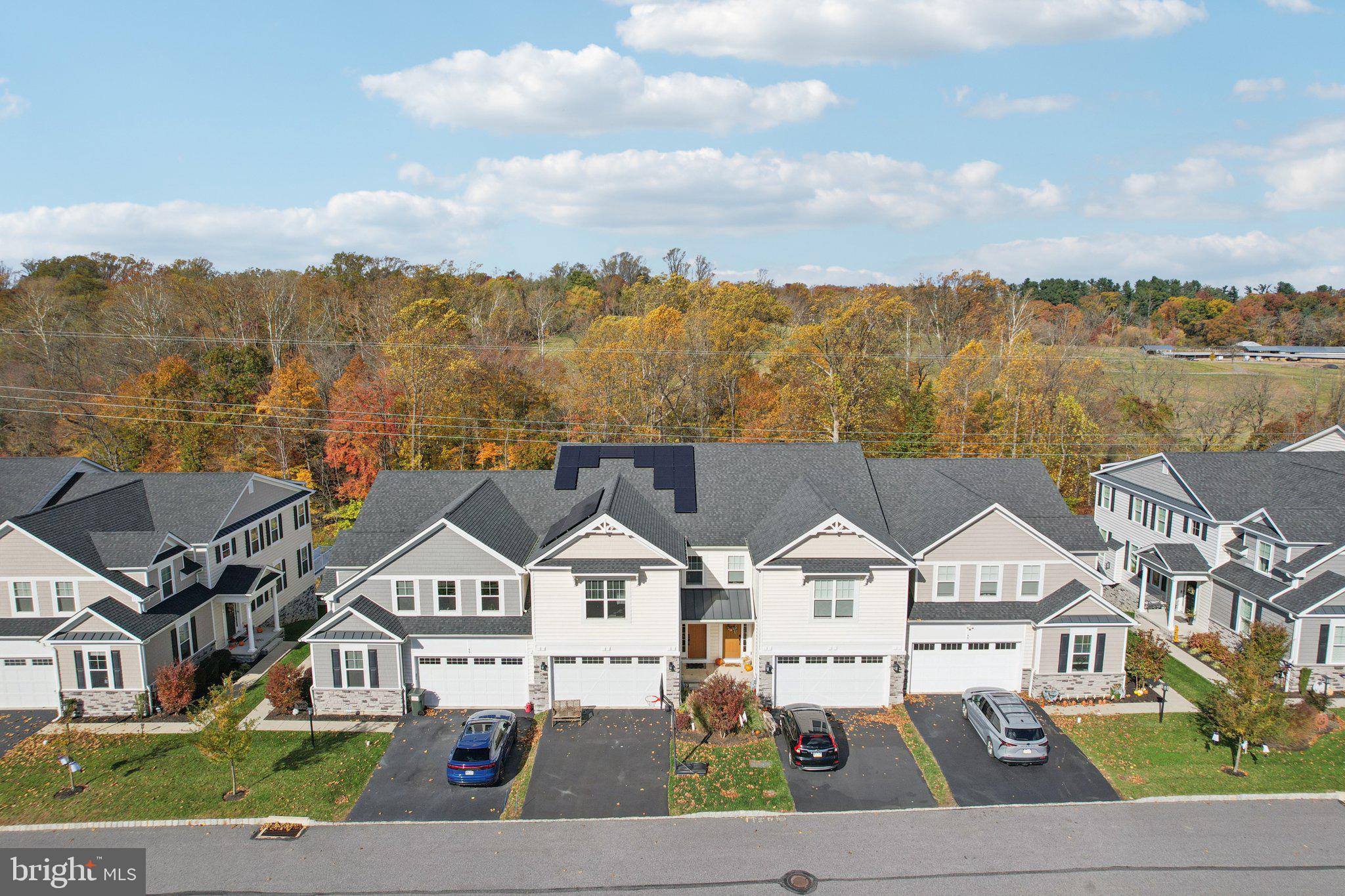 BROOKFIELD - Residential