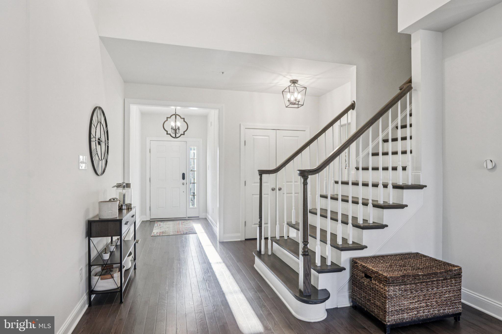 BROOKFIELD - Residential